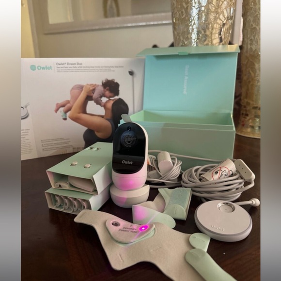 Owlet Dream Duo Sock Monitor and HD Camera